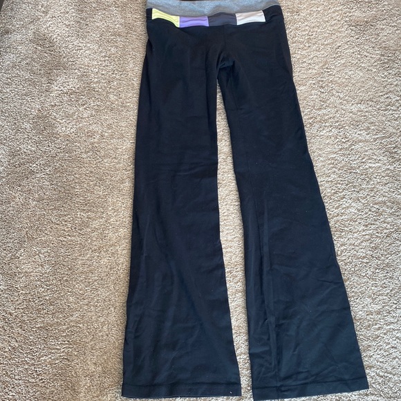 Lululemon Groove Pant - Picture 1 of 2